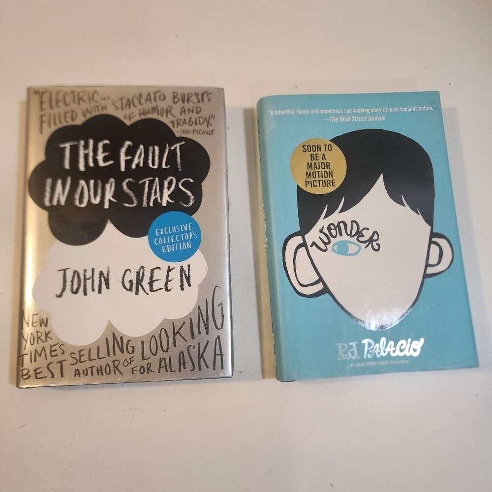 John Green 'The Fault in Our Stars' & R.J. Palacio 'Wonder' Books